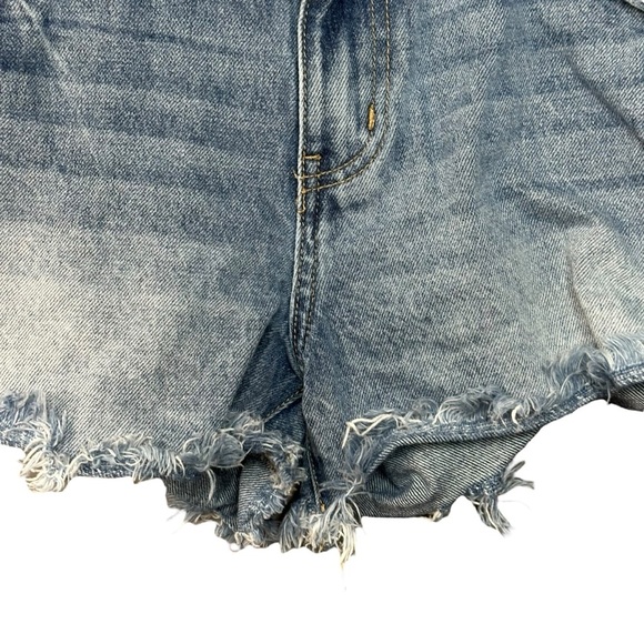 Kancan Women's Blue Jeans Raw Hem Distressed Shorts Size 29 - Picture 6 of 13